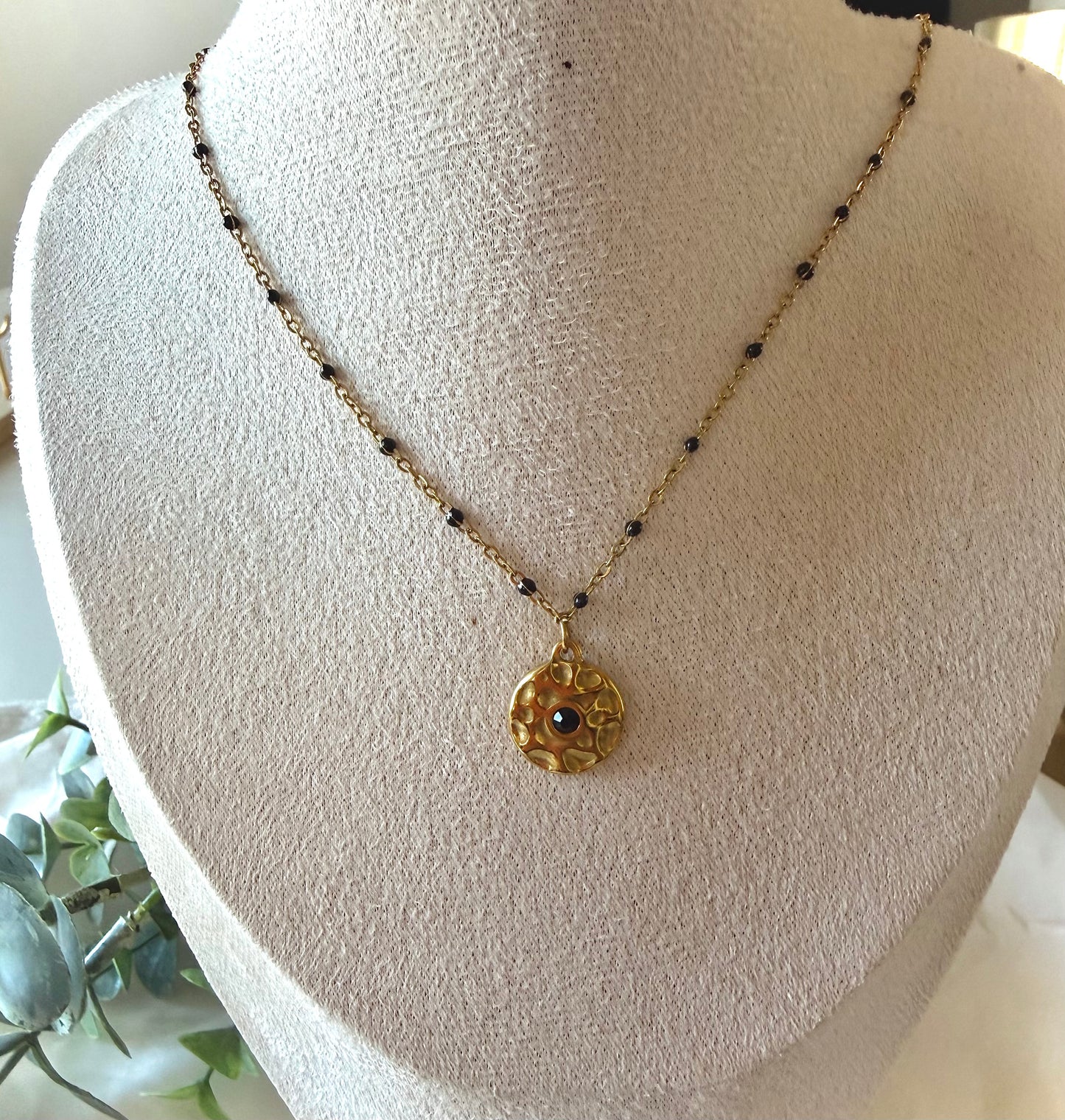 Collier Nazar Doré