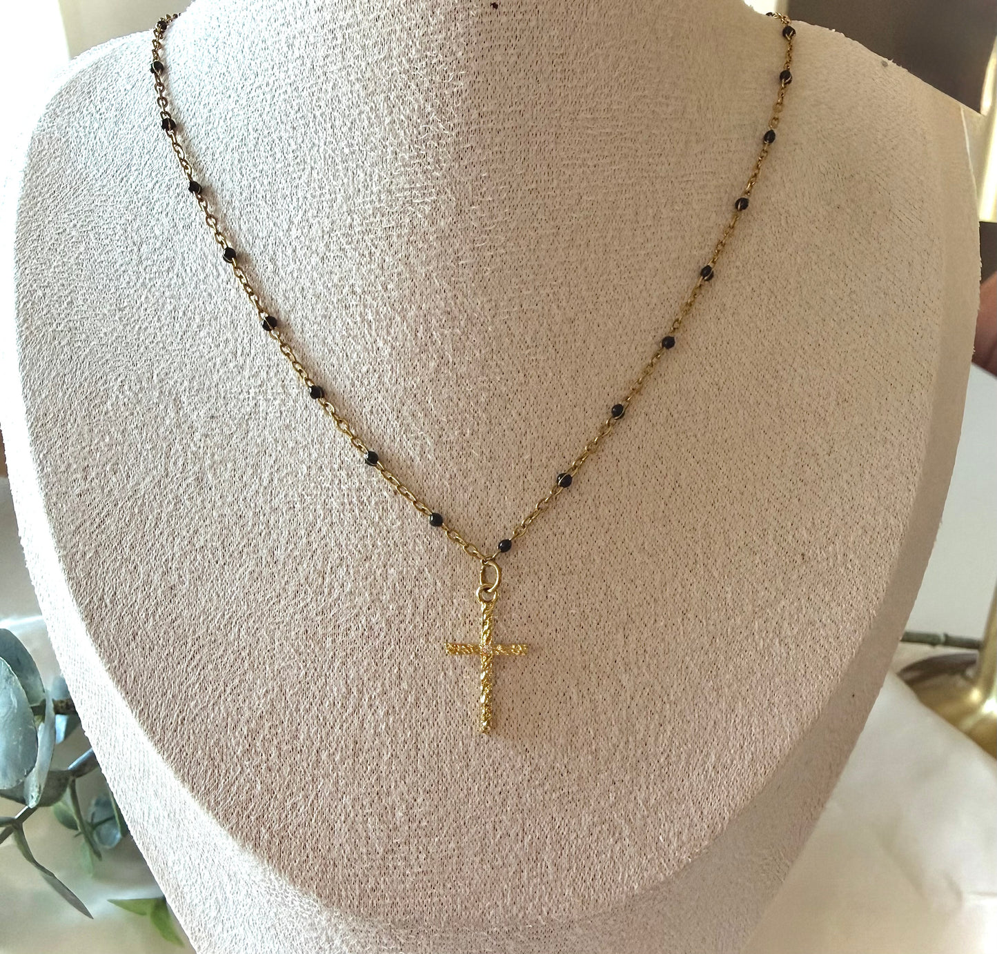 Collier Nayara