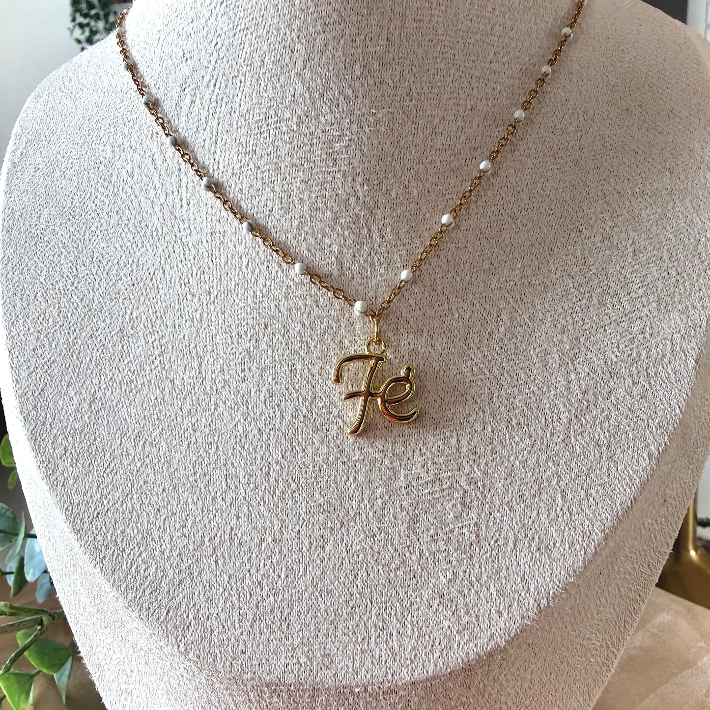 Collier Foi
