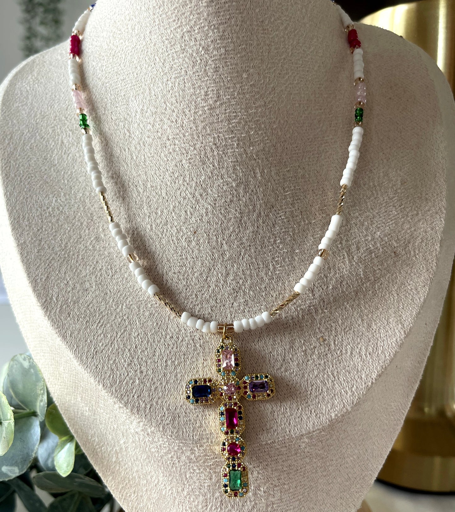 Collier Regina